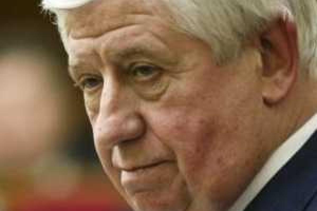 Шокин недоволен качеством расследования производства против "бриллиантовых прокуроров" Шокин недоволен качеством расследования производства против "бриллиантовых прокуроров"