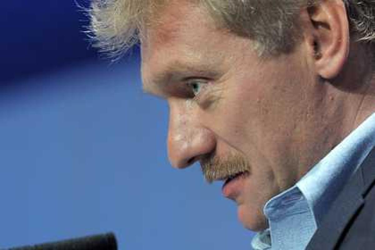 Порошенко, Меркель и Олланд скоординировали действия накануне завтрашней встречи. Кремль не в курсе Порошенко, Меркель и Олланд скоординировали действия накануне завтрашней встречи. Кремль не в курсе