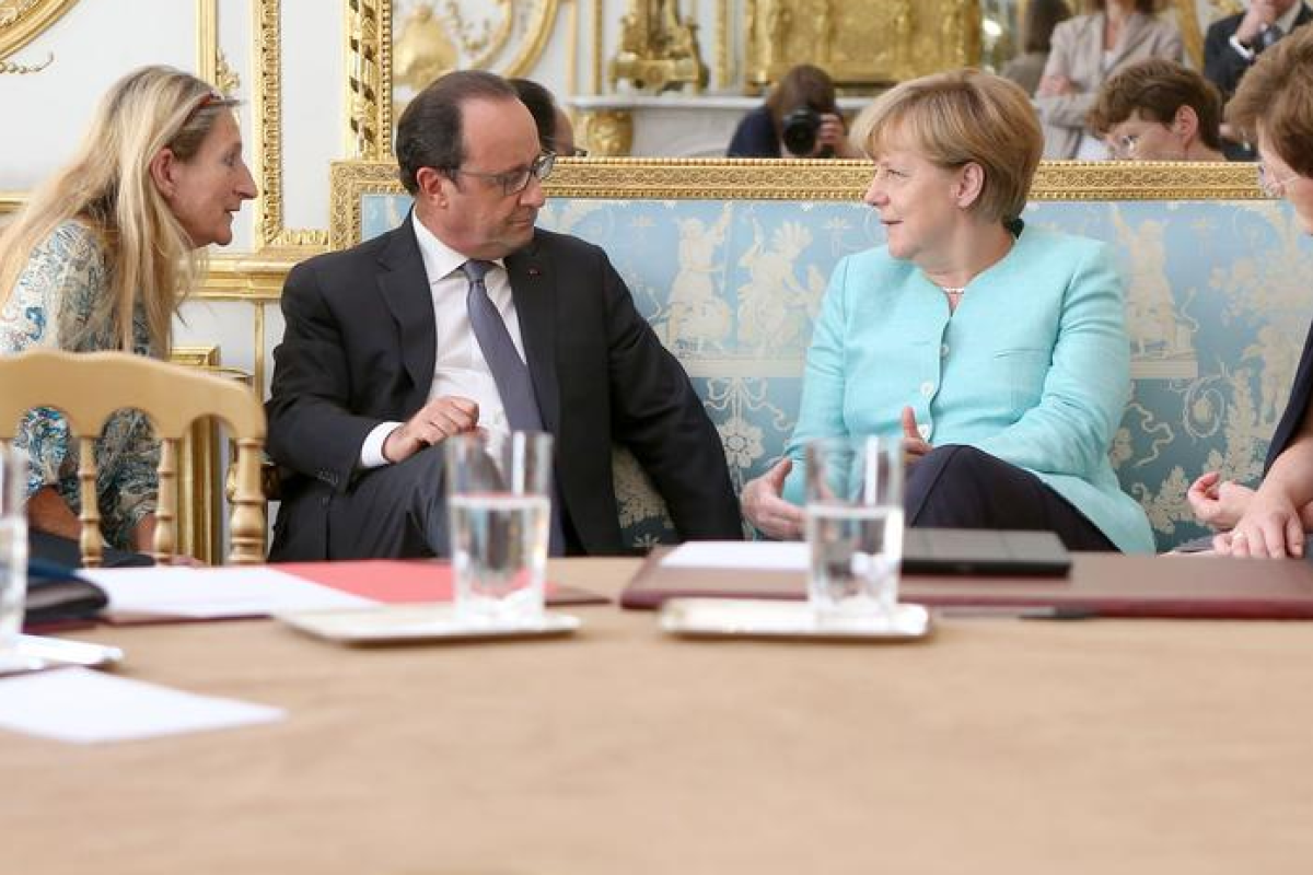 Олланд требует обеспечить иммунитет всем кандидатам на выборах в "ДНР" и "ЛНР" Олланд требует обеспечить иммунитет всем кандидатам на выборах в "ДНР" и "ЛНР"