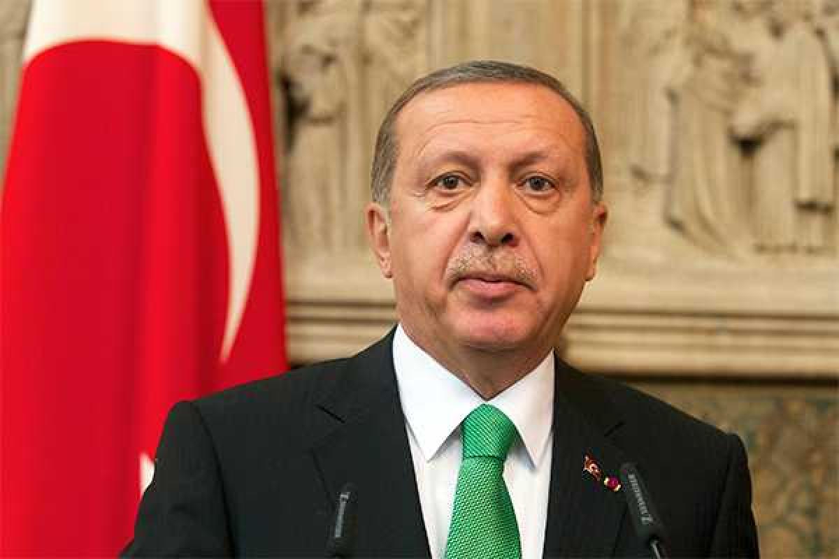 Телохранители президентов Турции и Бельгии подрались в Брюсселе во время визита Эрдогана Телохранители президентов Турции и Бельгии подрались в Брюсселе во время визита Эрдогана