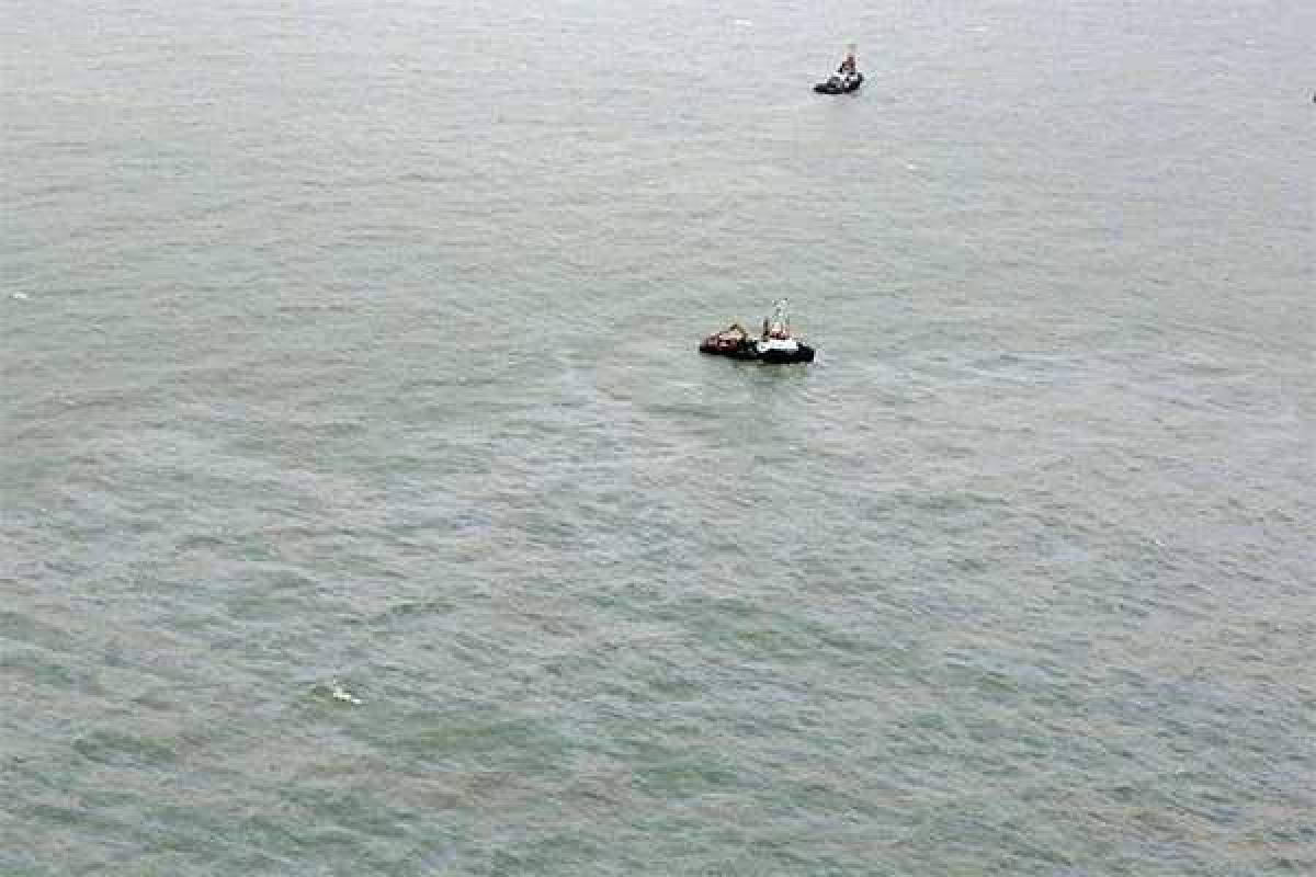 Норвежский танкер с россиянами на борту терпит бедствие в Баренцевом море