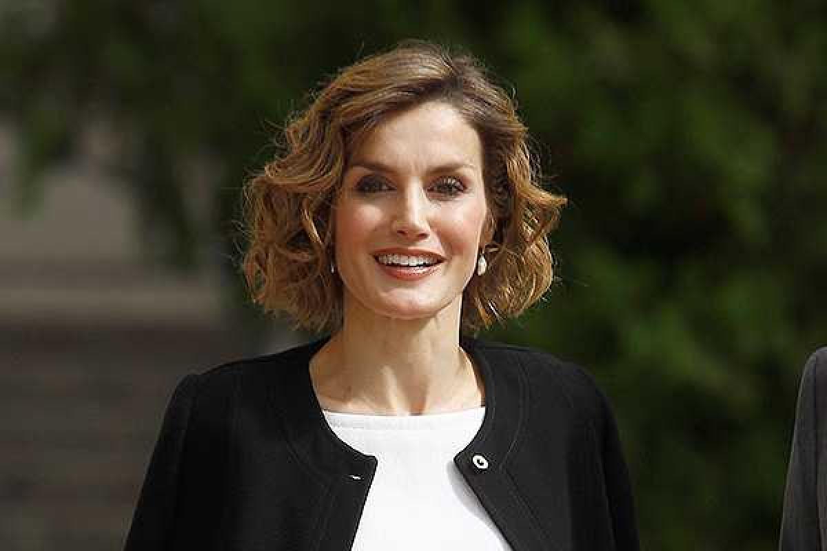 Kоролеву Испании раскритиковали из-за колготок