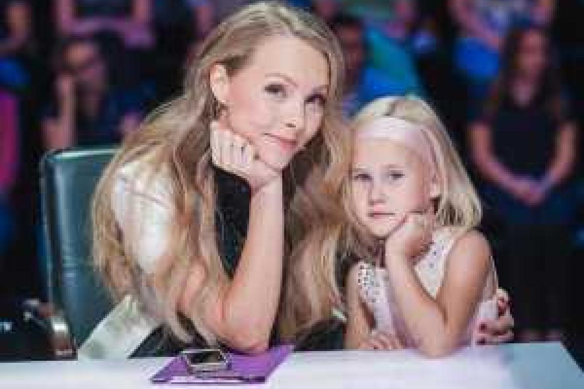 Вы должны это посмотреть: 5-летняя Ева из Киева взорвала интернет