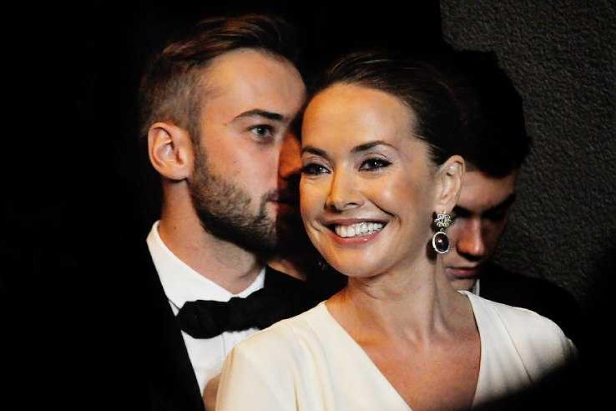 Шепелев любил Фриске только на публике, - знакомые Жанны