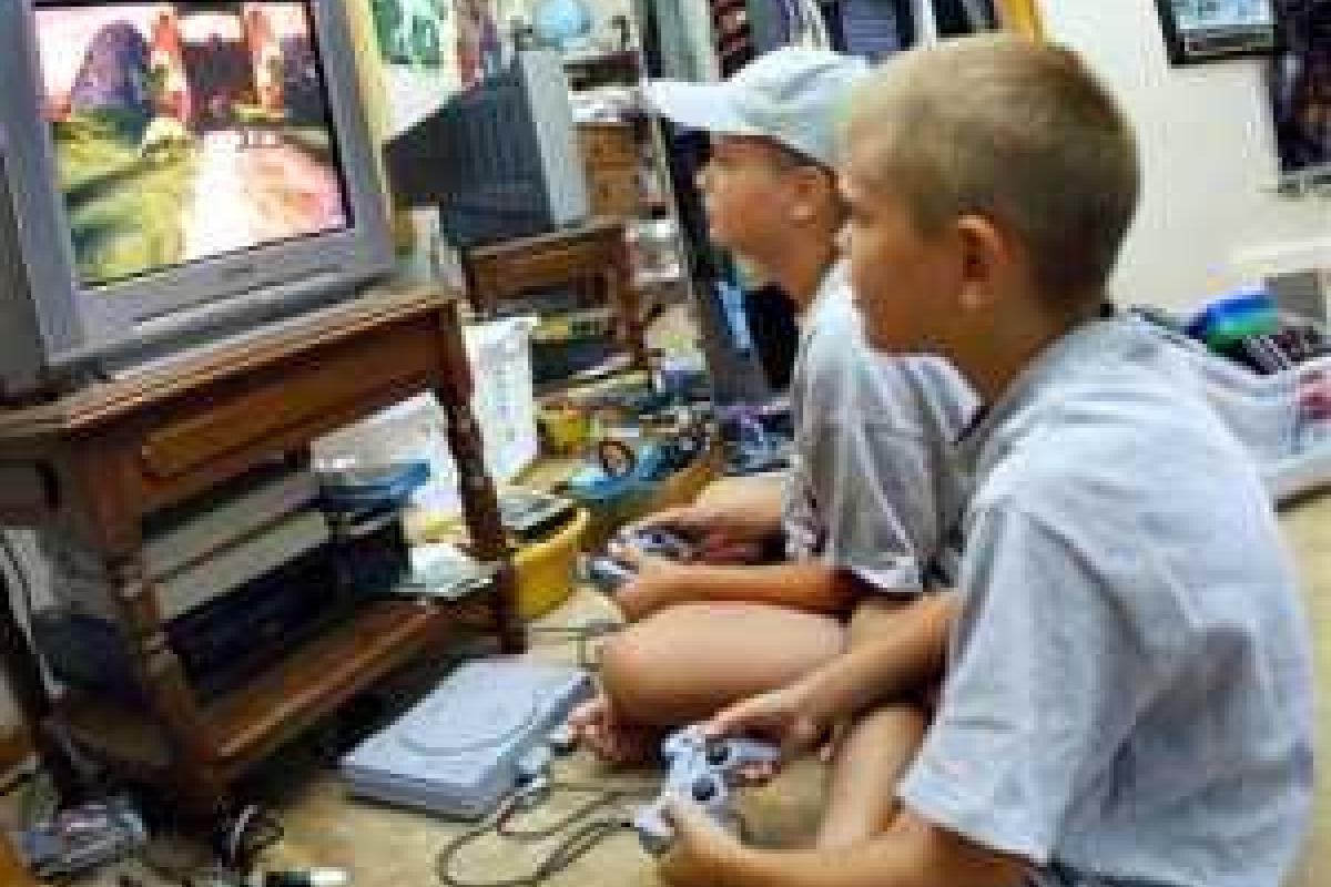 Челябинский школьник зарезал родителей из-за запрета играть в компьютерную игру Челябинский школьник зарезал родителей из-за запрета играть в компьютерную игру