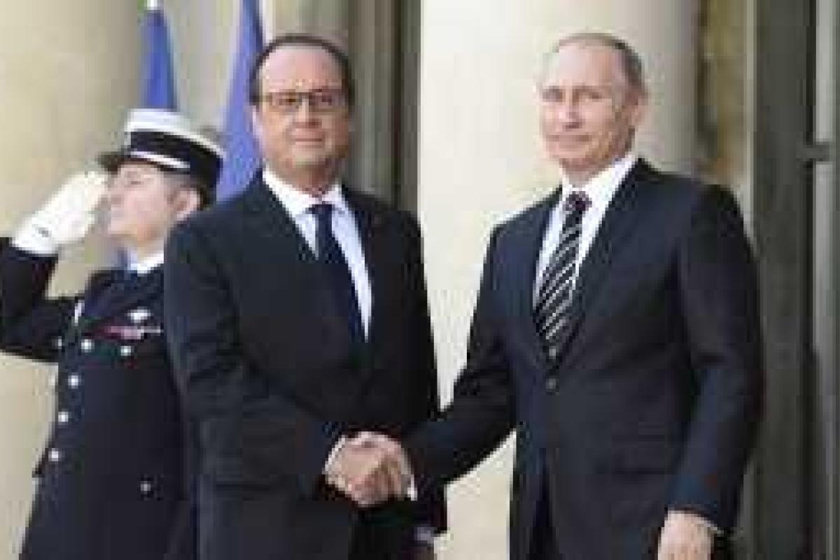 Путин изменил своему обычаю опаздывать - первым прилетел в Париж на встречу "нормандской четверки"