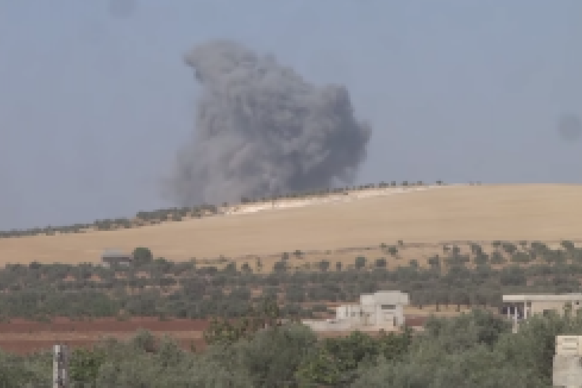 Новый авиаудар российских Су-34 по Сирии: огромные воронки и шесть трупов мирных жителей