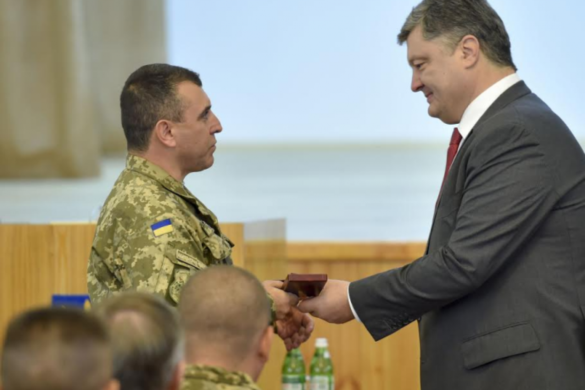 Награждены легендарные боевые командиры АТО Награждены легендарные боевые командиры АТО