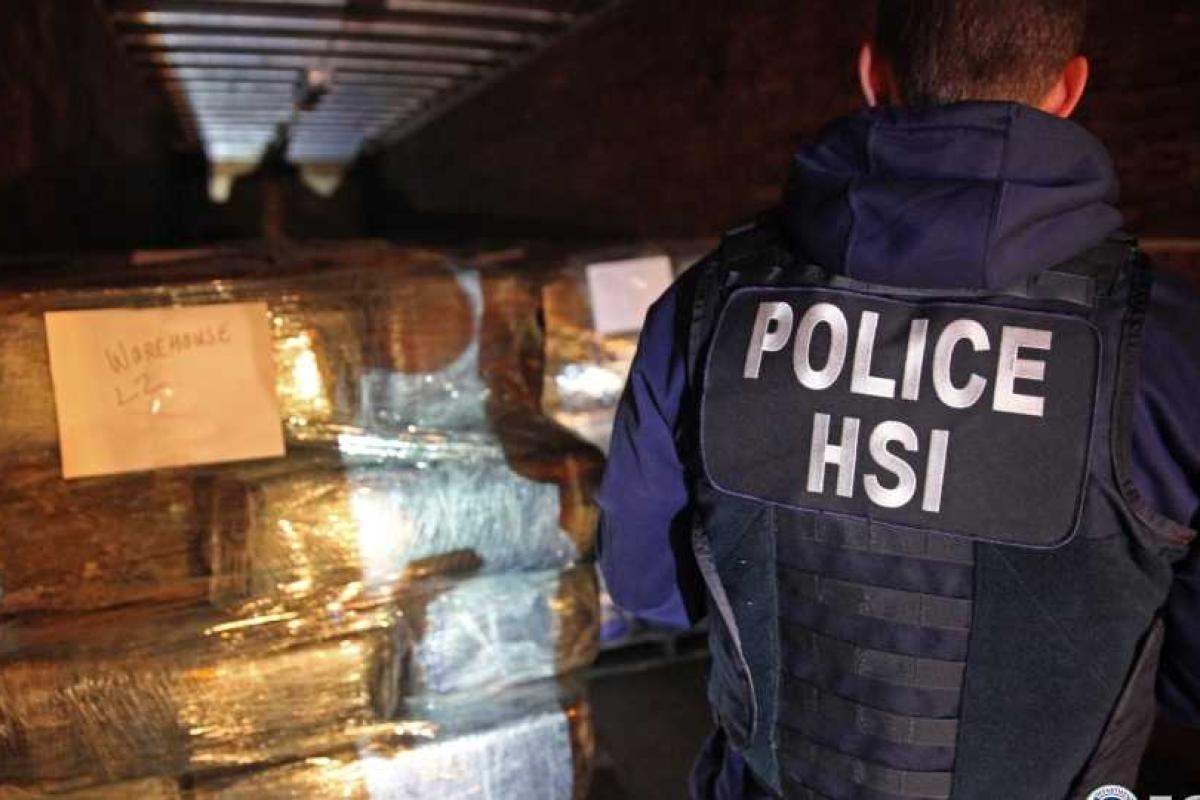 Полиция обнаружила между США и Мексикой тоннель длиной 800 метров для контрабанды наркотиков