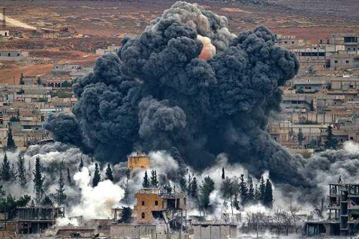 От ударов авиации РФ в Сирии уже погибли 38 детей От ударов авиации РФ в Сирии уже погибли 38 детей