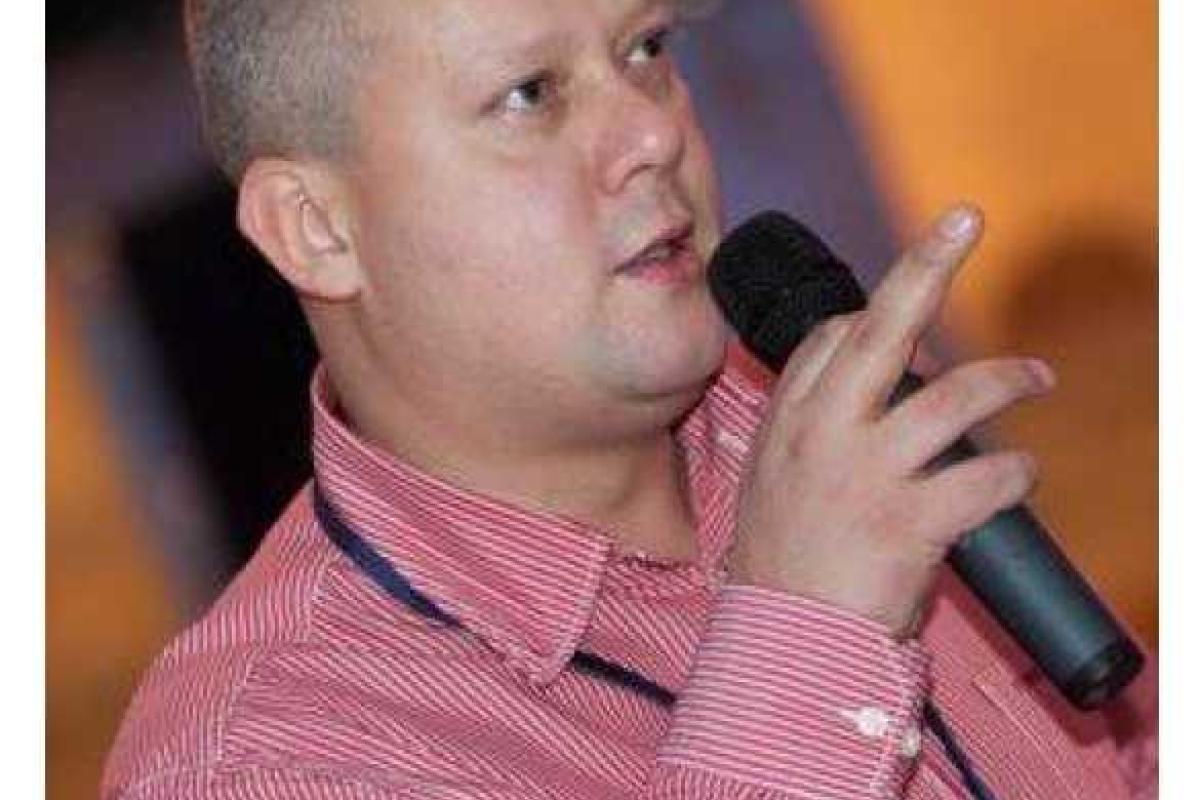 Россия называет провокацией укрепление обороны страны, которой не повезло с больным на всю голову соседом, - К. Сазонов Россия называет провокацией укрепление обороны страны, которой не повезло с больным на всю голову соседом, - К. Сазонов