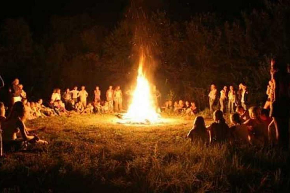 В российском детском лагере 60-летний дед изнасиловал двух девочек В российском детском лагере 60-летний дед изнасиловал двух девочек