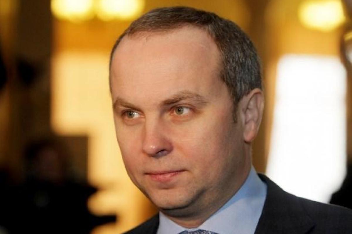 Шуфрич: Благодаря милитаризированному курсу экономика страны превратилась в руины