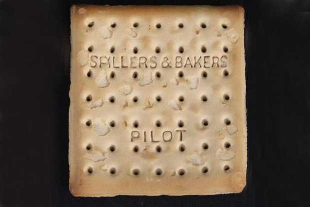 Печенье с "Титаника" продадут на аукционе