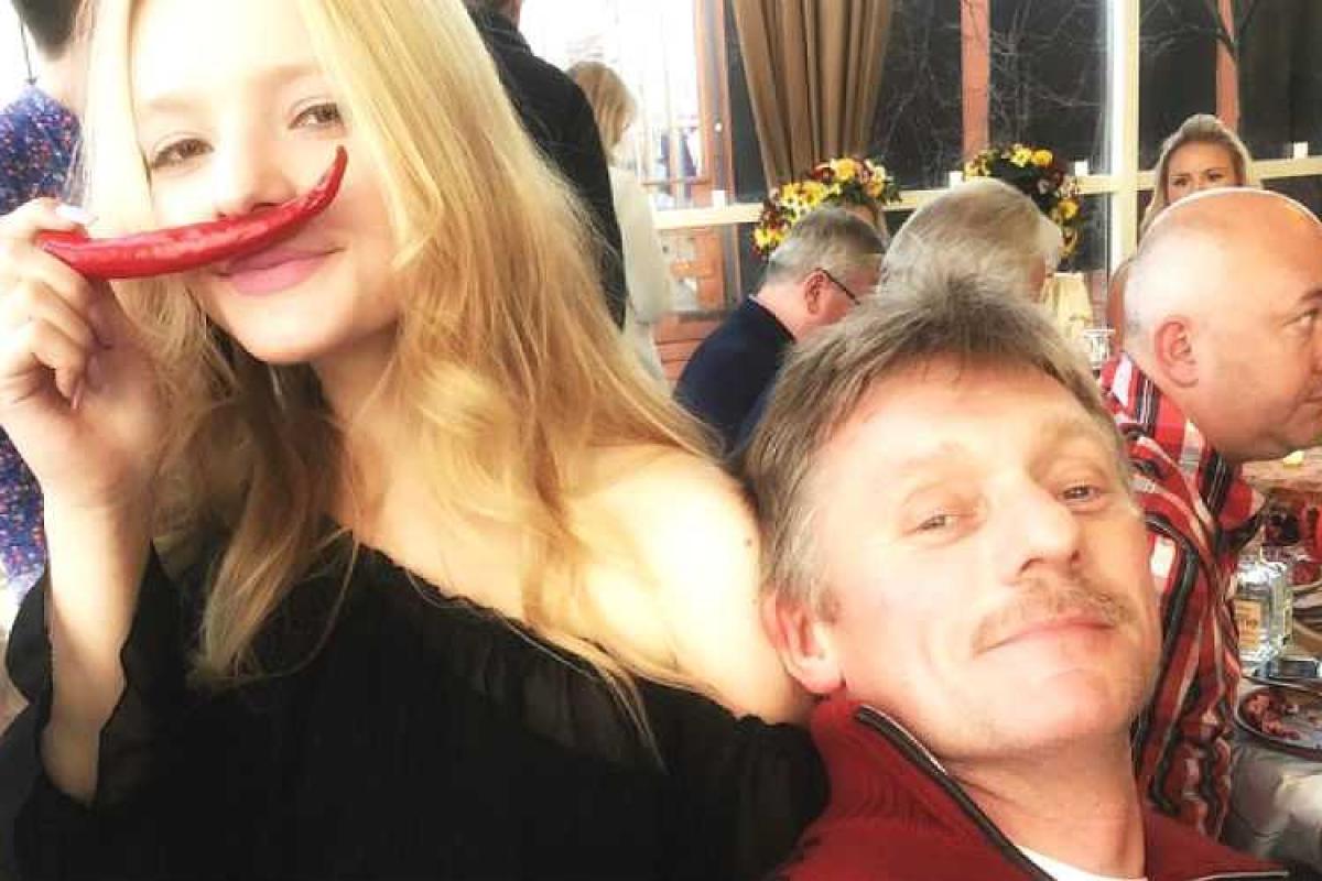 Дочь Пескова объявила о своей помолвке