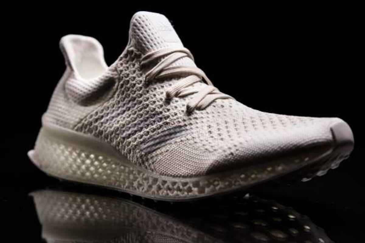 Это шикарно! Компания Adidas распечатала кроссовки на 3D-принтере