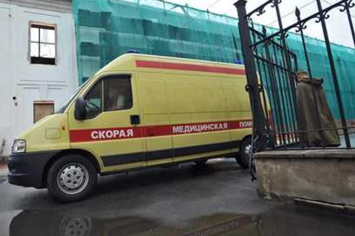 В Пермском крае во дворе частного дома прогремел взрыв, погибла девочка В Пермском крае во дворе частного дома прогремел взрыв, погибла девочка