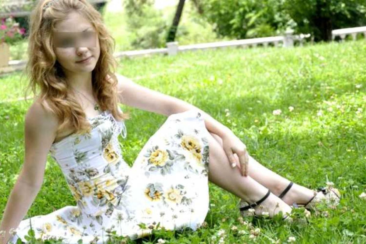 На Кубани школьница сбежала из дома и жила в палатке с учителем истории На Кубани школьница сбежала из дома и жила в палатке с учителем истории