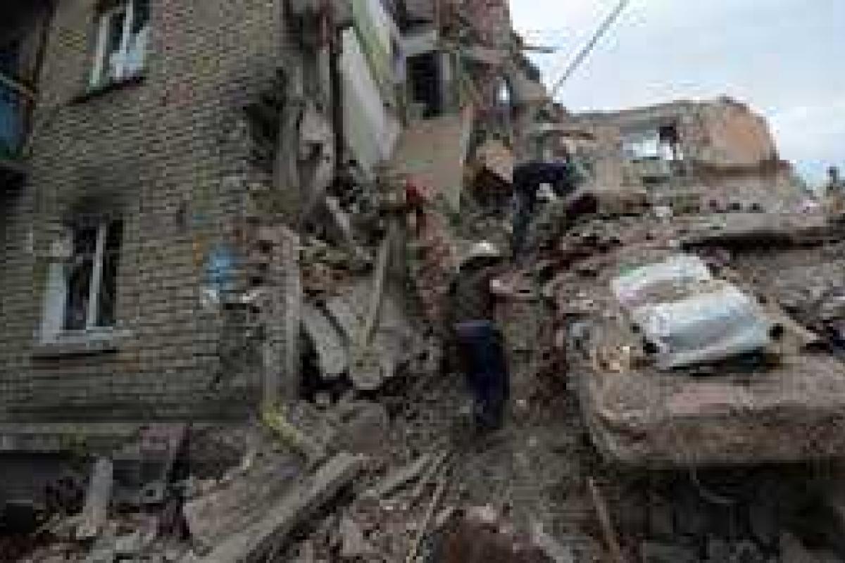 Более 9-ти тысяч домов разрушено и повреждено на Донбассе 