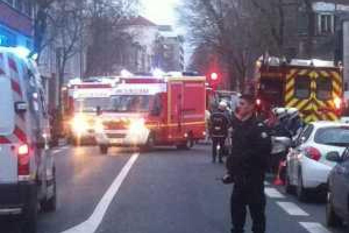 СМИ: Парижане снова в панике: в центре города произошла перестрелка СМИ: Парижане снова в панике: в центре города произошла перестрелка