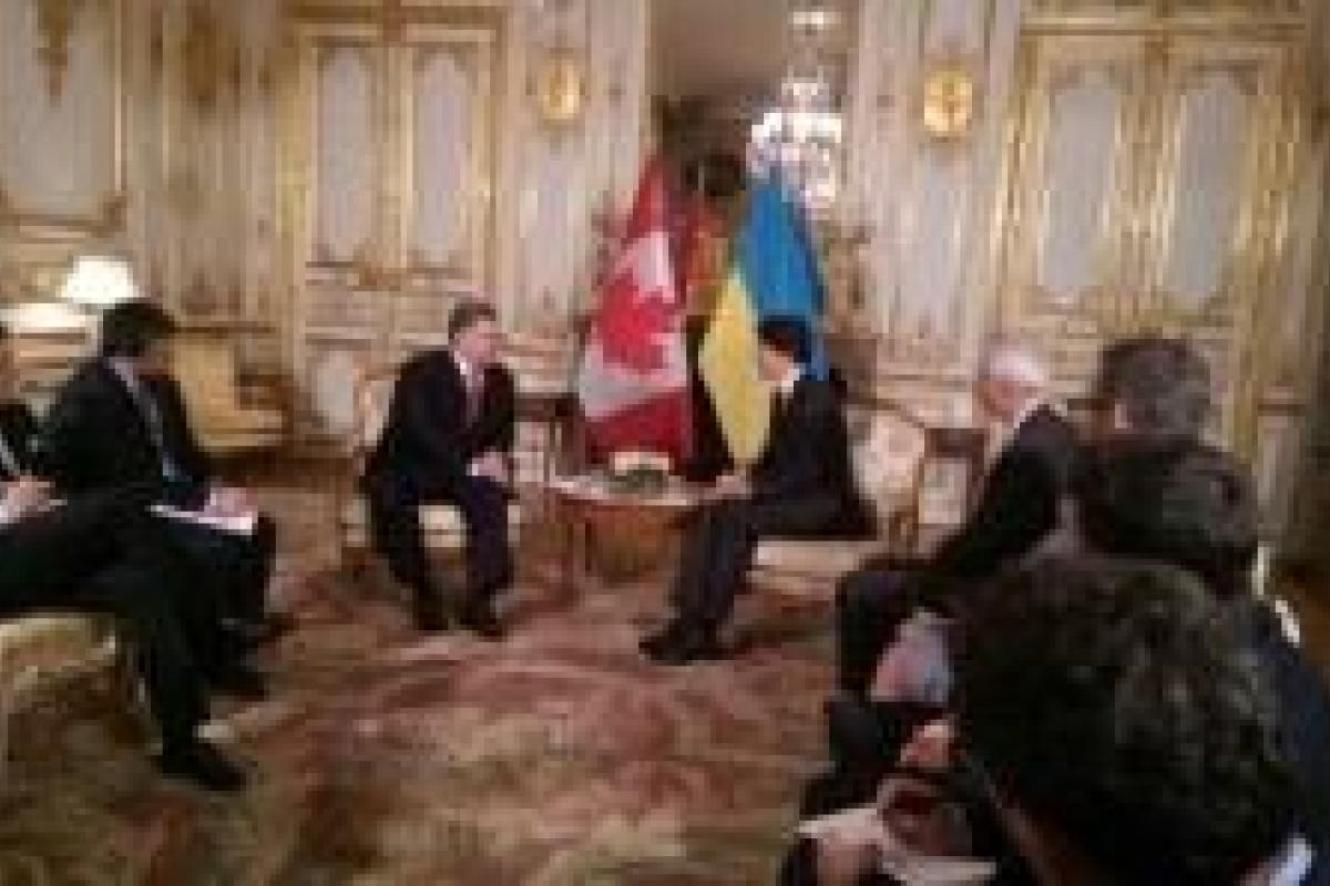 В Париже началась встреча Порошенко с Джастином Трюдо В Париже началась встреча Порошенко с Джастином Трюдо