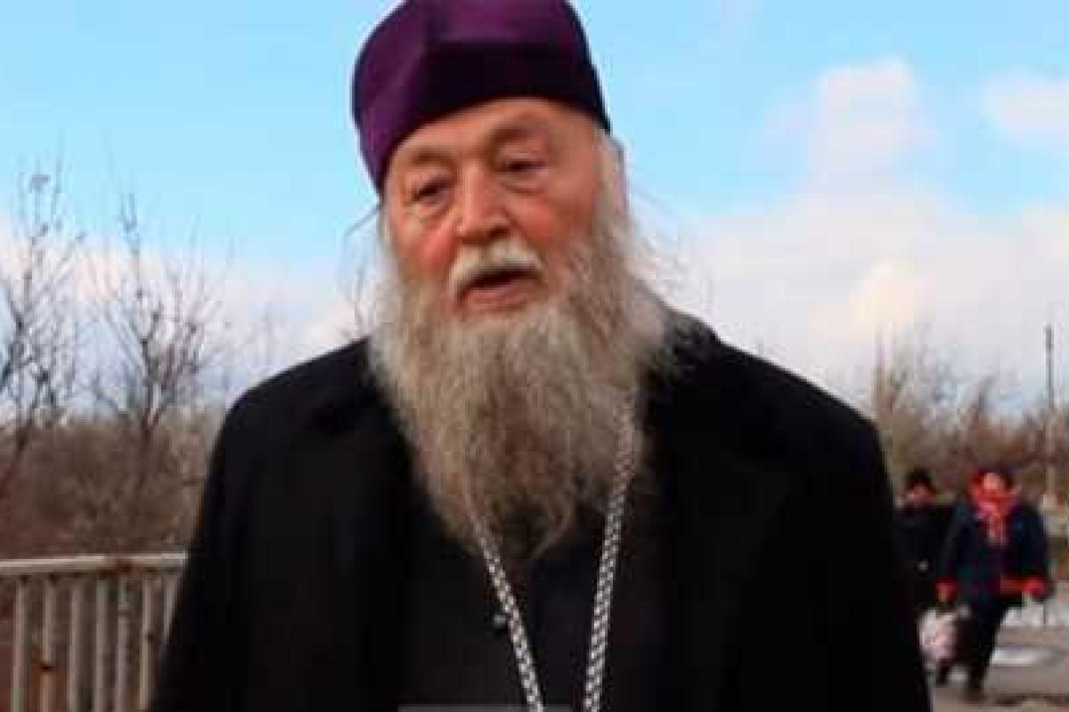 Священник УПЦ МП из Счастья обозвал ВСУ «оккупантами» Священник УПЦ МП из Счастья обозвал ВСУ «оккупантами»