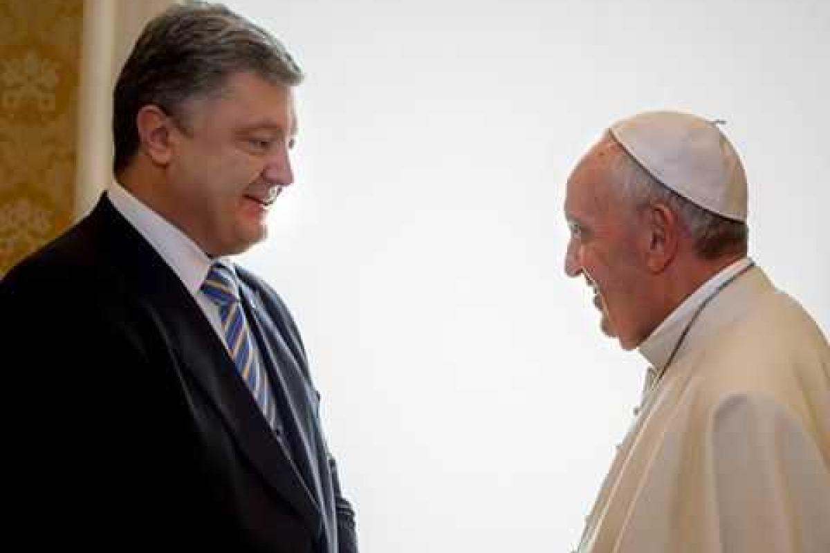 Президент Украины Петр Порошенко встретился с Папой Франциском Президент Украины Петр Порошенко встретился с Папой Франциском
