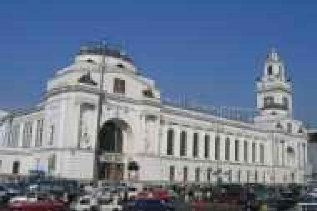 В Москве эвакуировали людей с Киевского вокзала В Москве эвакуировали людей с Киевского вокзала