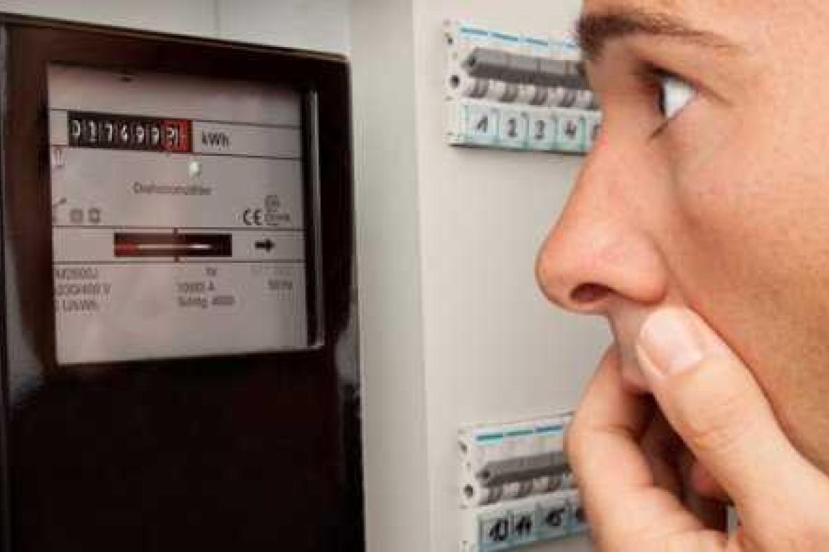 Правозащитники выиграли суд: украинцы могут платить за электричество по старым ценам - документ