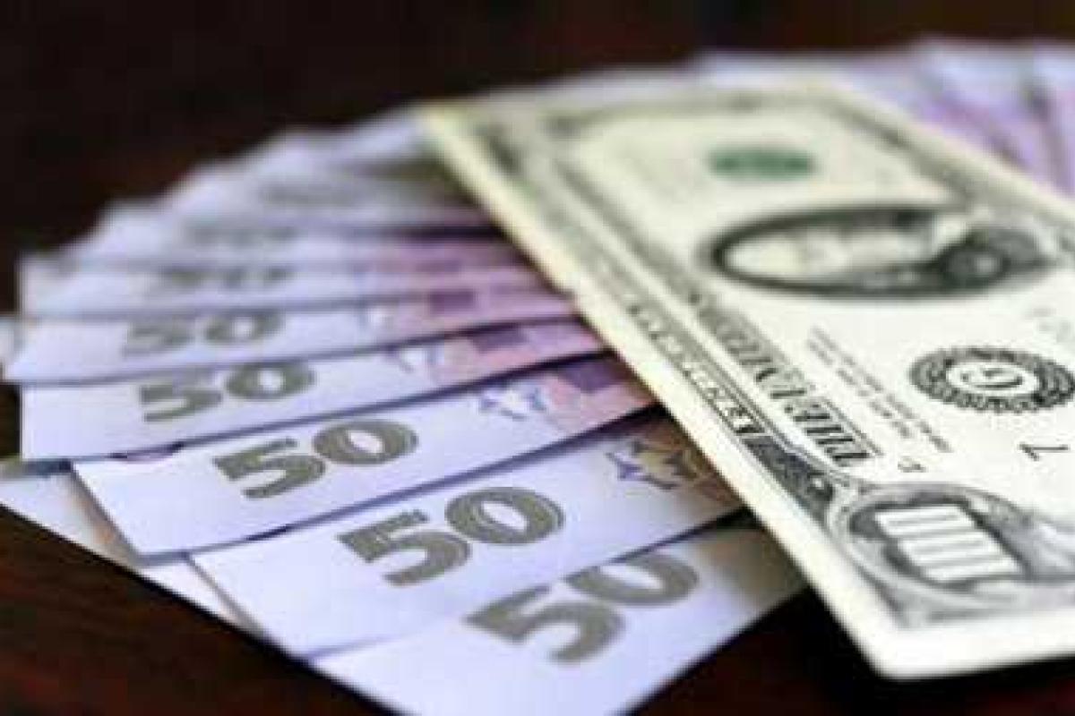 Доллар снова дорожает: курс валют на 10 ноября