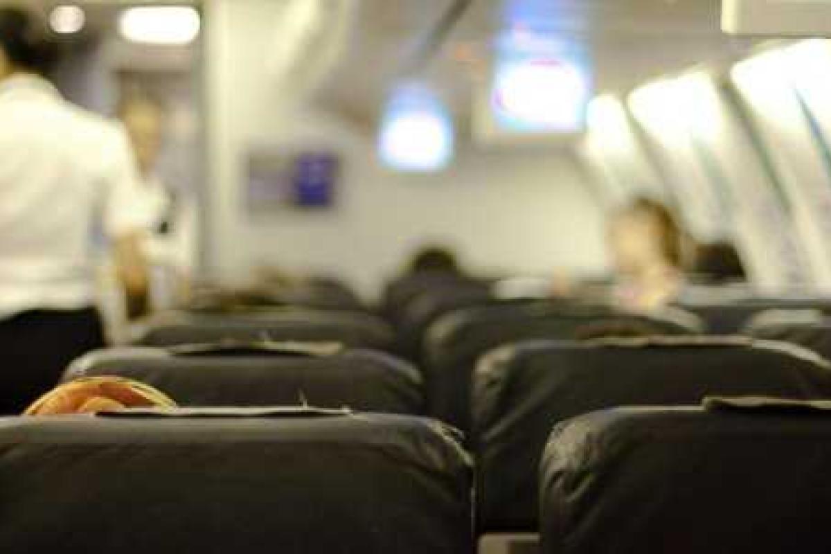 Рейс «Egypt Air» задержали из-за сообщения пассажирки о бомбе на борту 