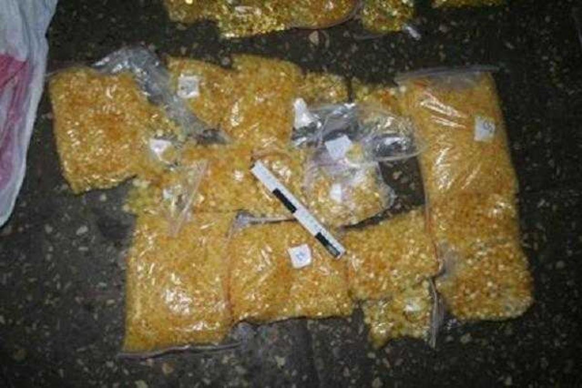 Огромную партию янтаря изъяли под Ровно Огромную партию янтаря изъяли под Ровно