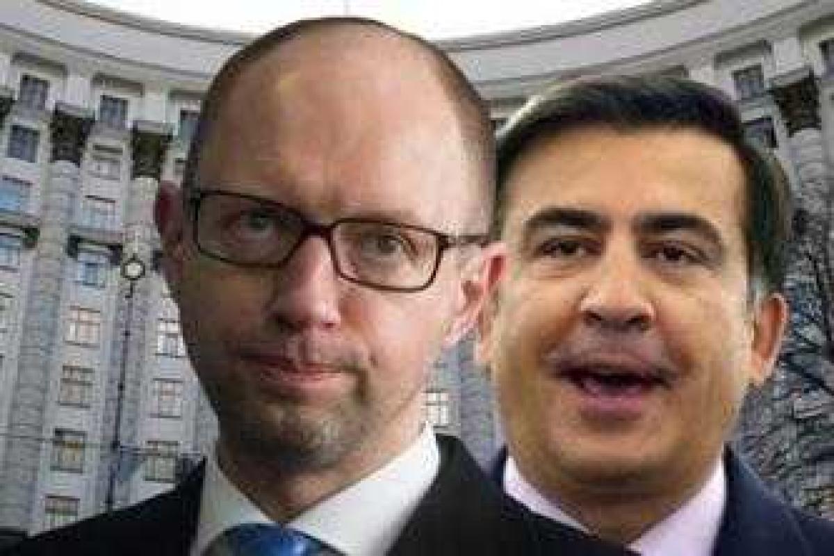 Нардеп: Саакашвили спихивает Яценюка с премьерского кресла