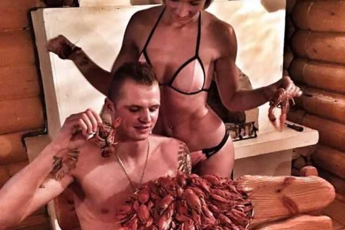 Ольга Бузова оригинально отпраздновала победу футбольной команды мужа Ольга Бузова оригинально отпраздновала победу футбольной команды мужа