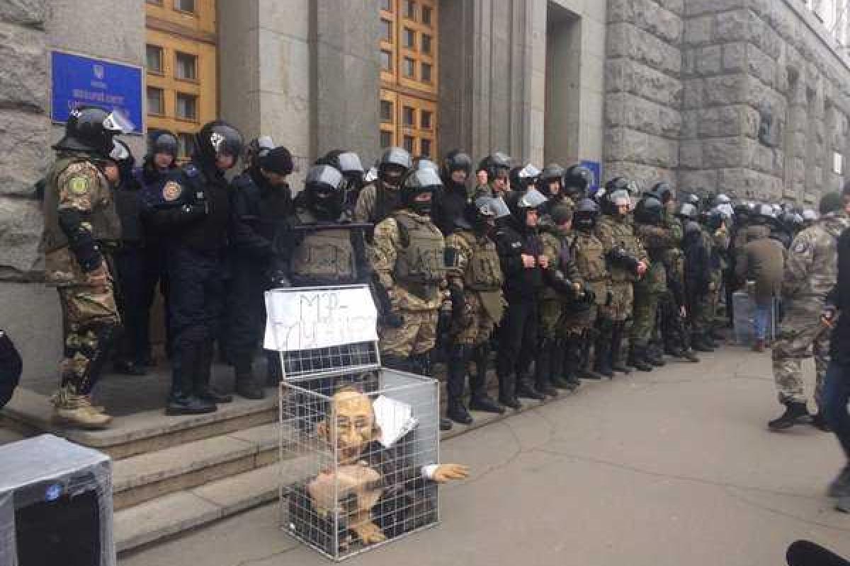 В Харькове активисты готовят "задержание" Кернеса В Харькове активисты готовят "задержание" Кернеса