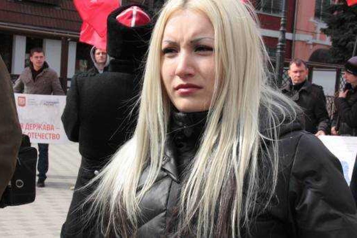 В «ЛНР» против Плотницкого митинговала «Луганская гвардия» В «ЛНР» против Плотницкого митинговала «Луганская гвардия»