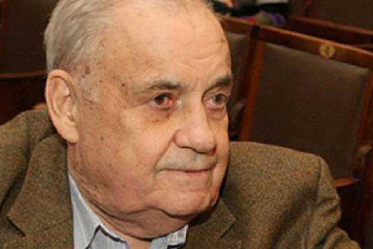 Эльдара Рязанова срочно подключили к аппарату искусственного дыхания