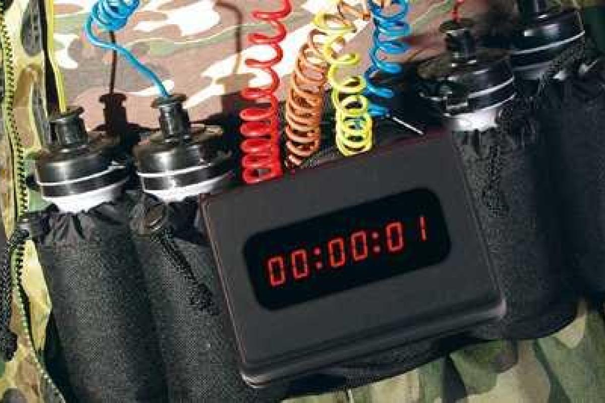 В Египте взорвался заминированный автомобиль со смертником В Египте взорвался заминированный автомобиль со смертником