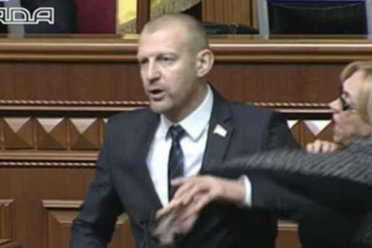 Потасовка Тетерука и Кужель. Такие действия не красят украинский парламент, - Геращенко Потасовка Тетерука и Кужель. Такие действия не красят украинский парламент, - Геращенко