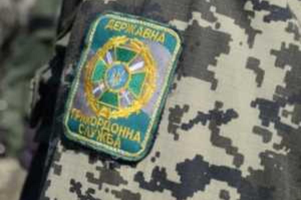 БТР с пограничниками перевернулся под Марьинкой : есть жертвы БТР с пограничниками перевернулся под Марьинкой : есть жертвы
