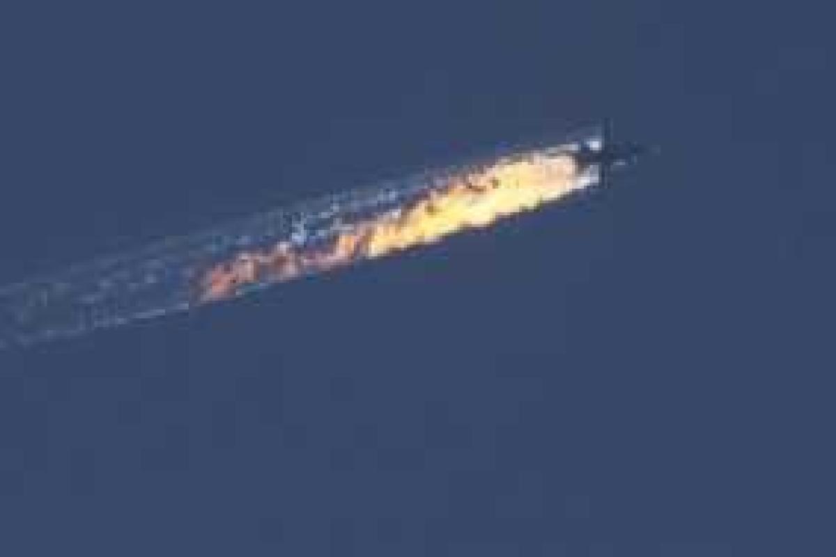 Путин в ярости и обвиняет турецких партнеров в финансировании террористов ИГИЛ Путин в ярости и обвиняет турецких партнеров в финансировании террористов ИГИЛ