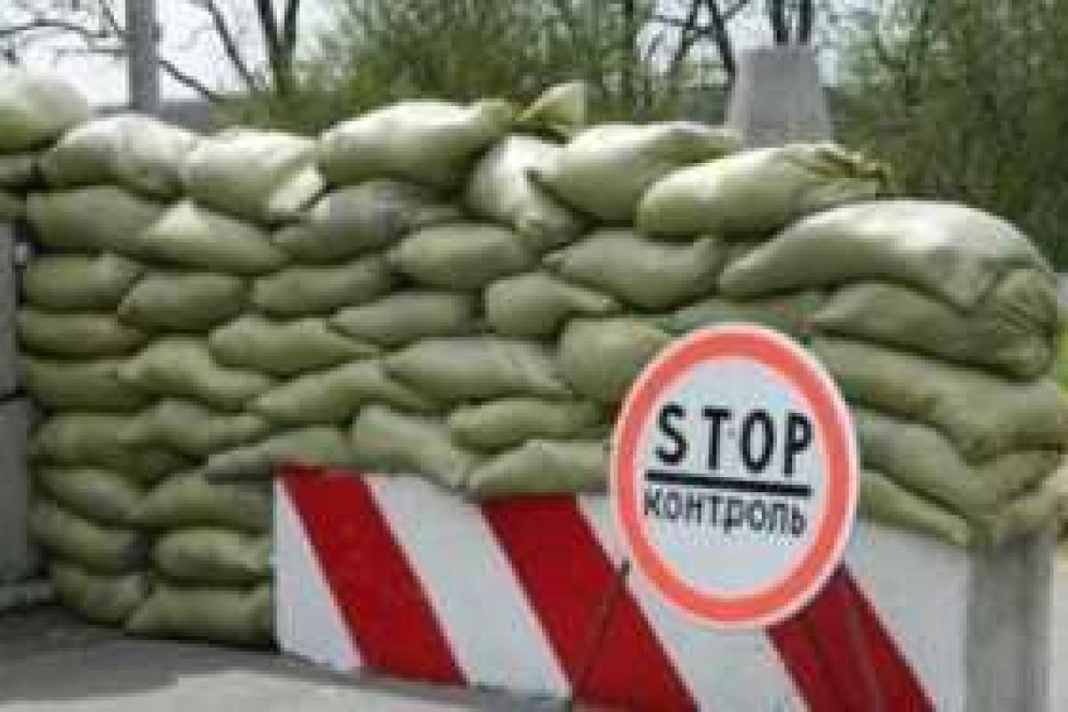 Боевики обстреляли нулевой блокпост возле Волновахи Боевики обстреляли нулевой блокпост возле Волновахи