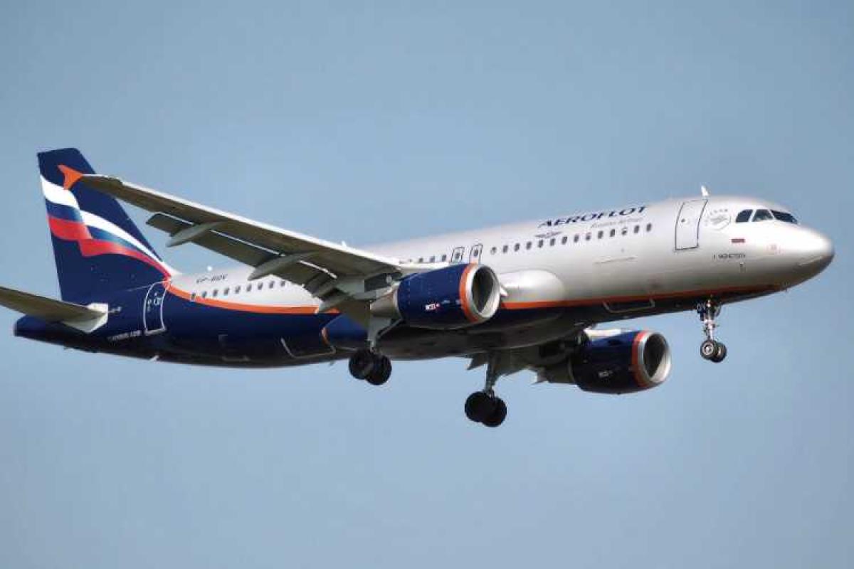 Самолет «Аэрофлота» экстренно приземлился в Уфе Самолет «Аэрофлота» экстренно приземлился в Уфе