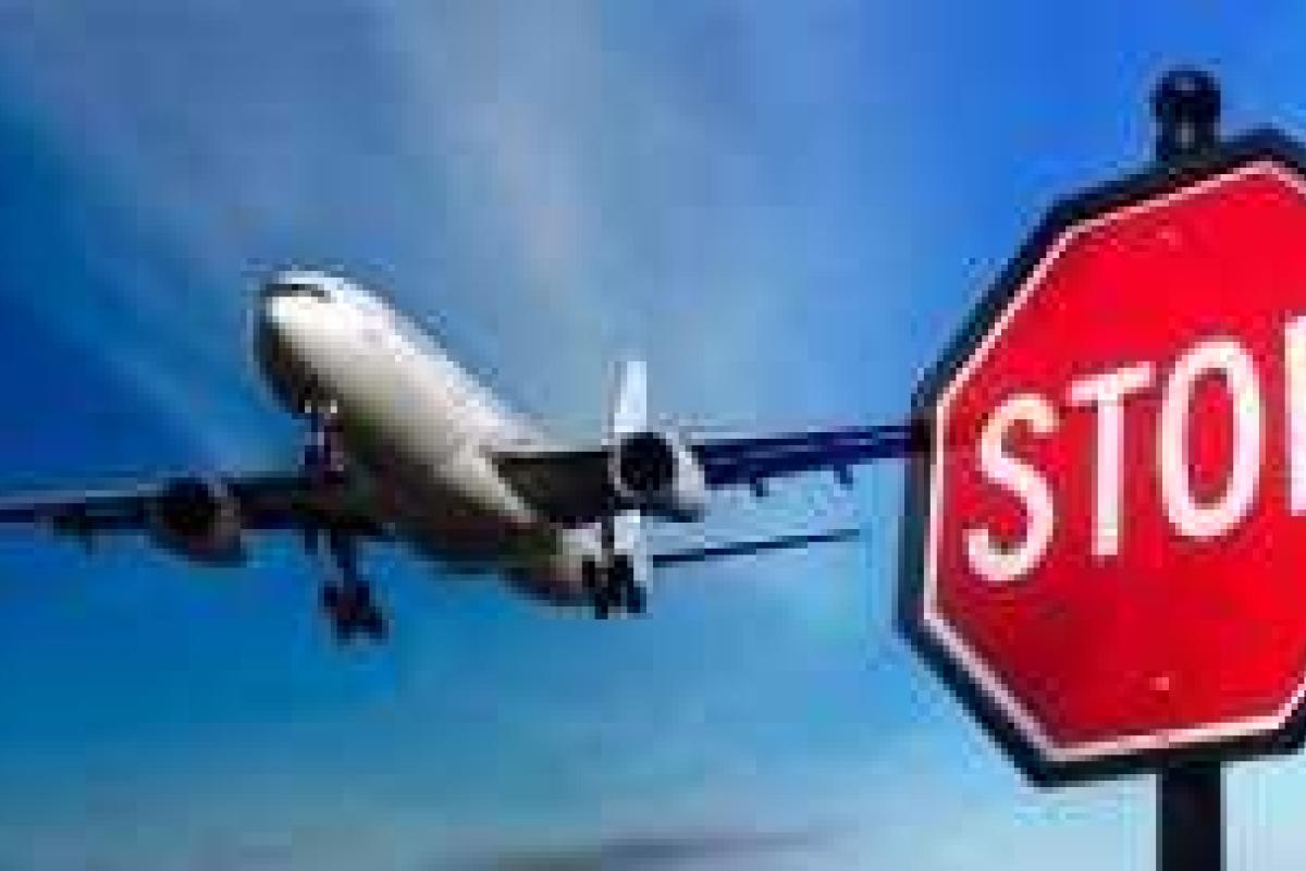 СМИ: Украина запретила иностранные чартеры