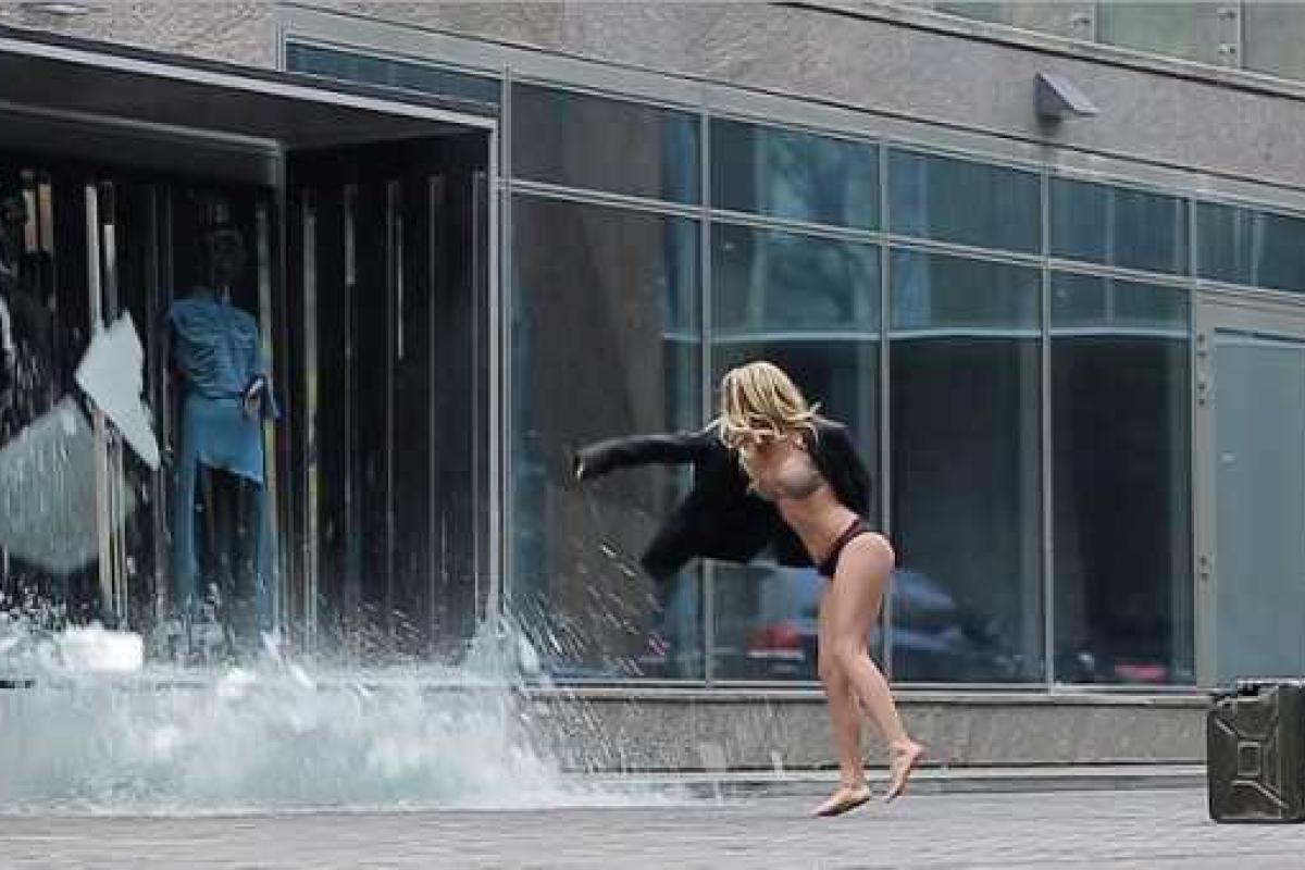 «Виагрянке» Мише Романовой трудно сдерживать себя в критических ситуациях