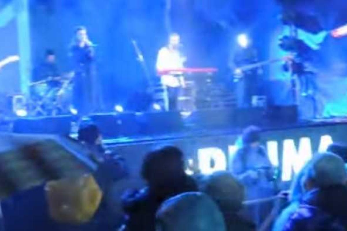 В годовщину революции Достоинства украинцы сорвали концерт на Майдане в Киеве