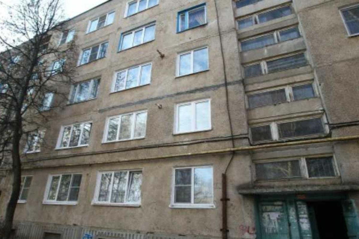 В России 18-летняя горе-мать выбросила своего новорожденного сына с 3 этажа