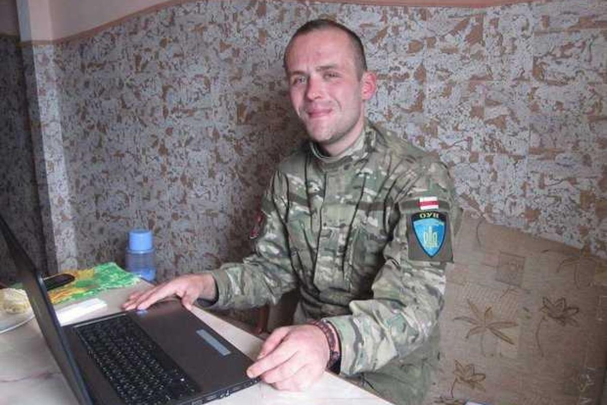 Бывший белорусский политзаключенный, боец батальона ОУН получил гражданство Украины Бывший белорусский политзаключенный, боец батальона ОУН получил гражданство Украины