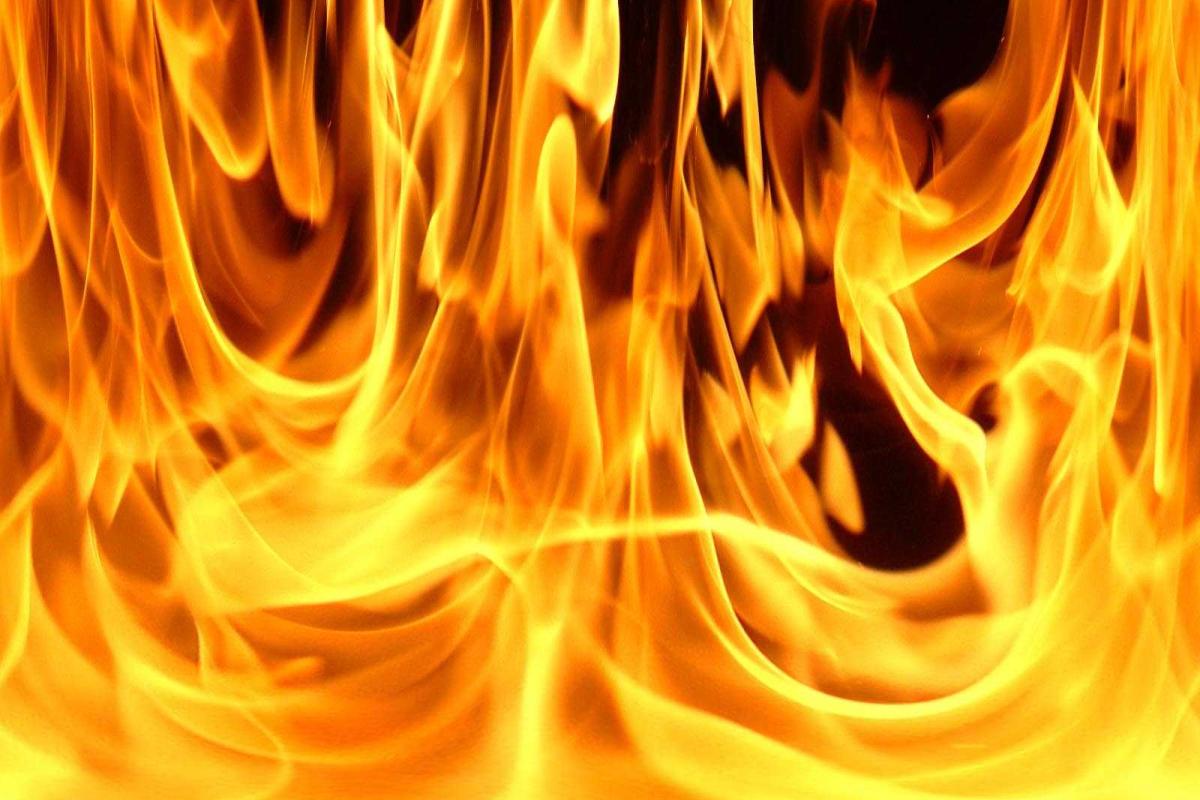 5 человек стали жертвами пожара в Санкт-Петербурге