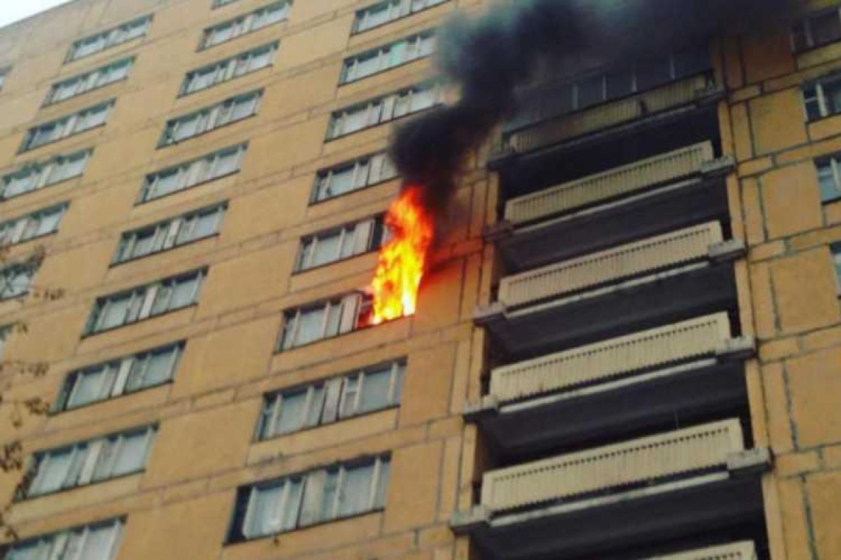 В Москве горит общежитие: есть пострадавший В Москве горит общежитие: есть пострадавший